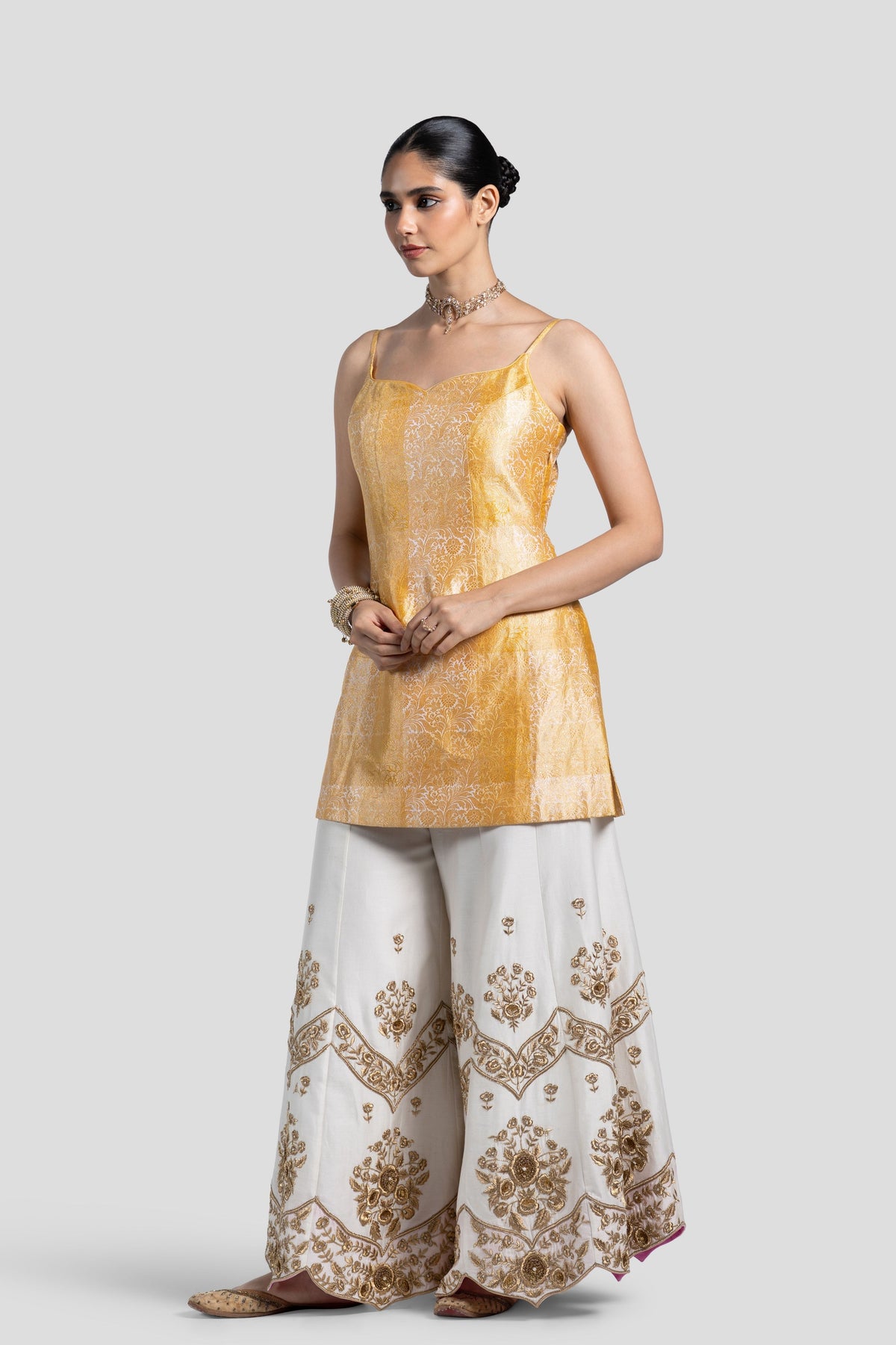 Shafaq Sharara Set