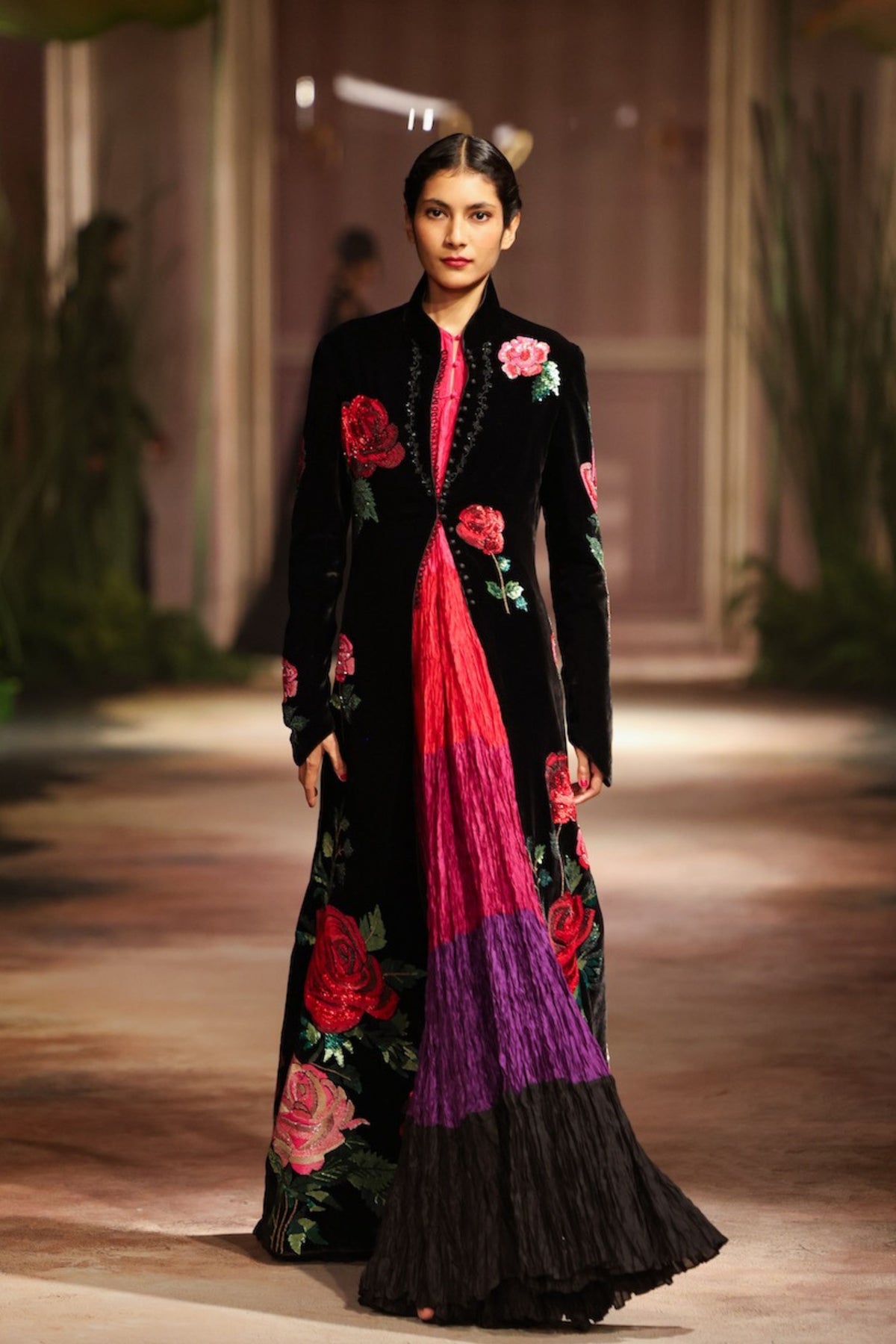 Floral Embroidered Long Jacket