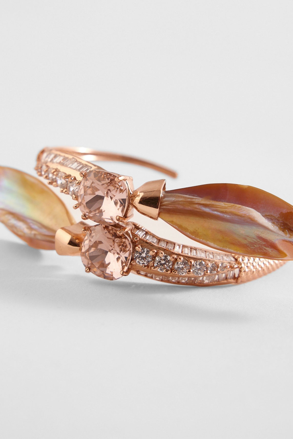 Le Palm Serefina  Handcuff