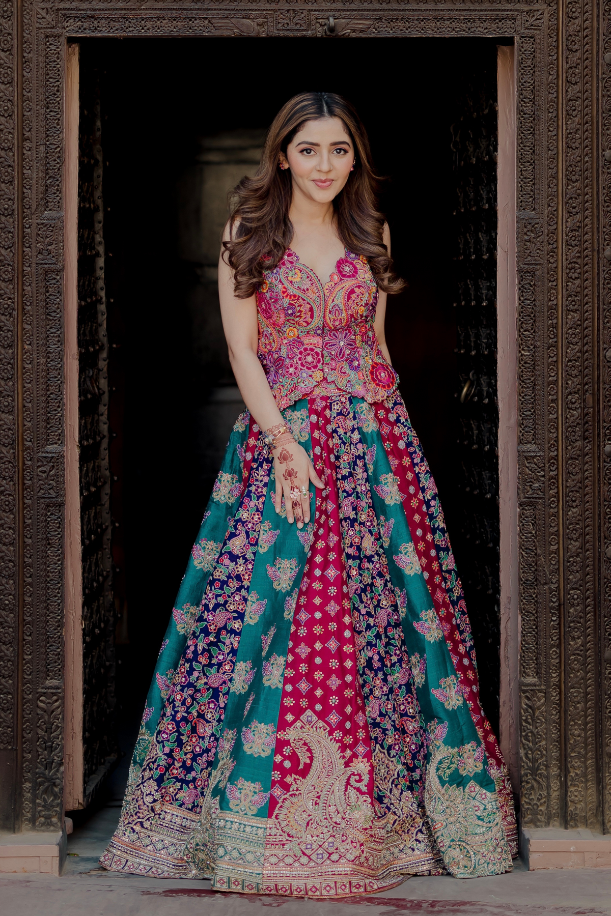 Isha multani in Taaran Lehenga Set