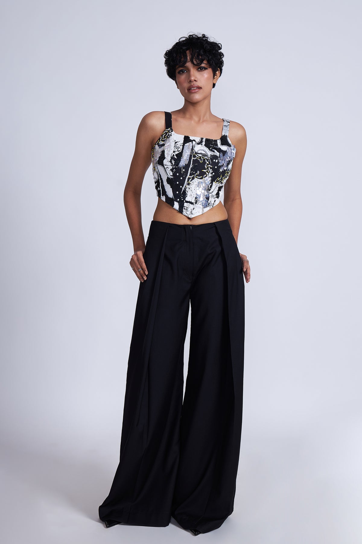 Kafka Embroidered Corset