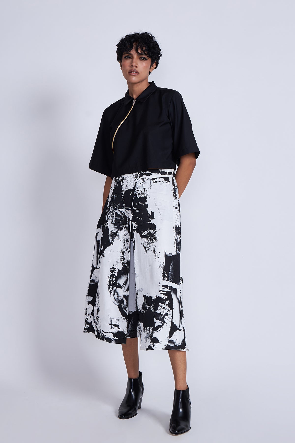Kuro Asymmetrical Zip Shirt