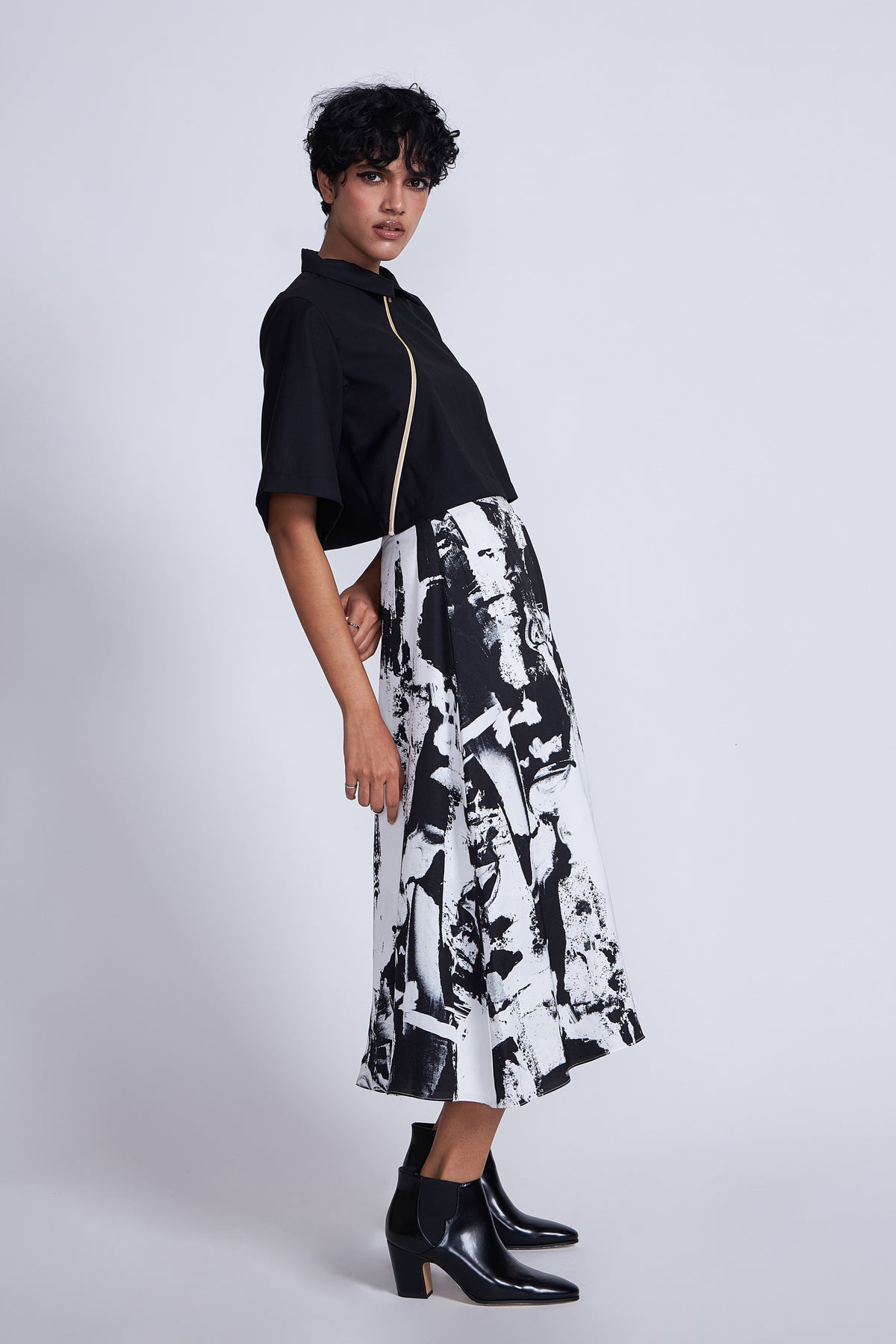 Kuro Asymmetrical Zip Shirt