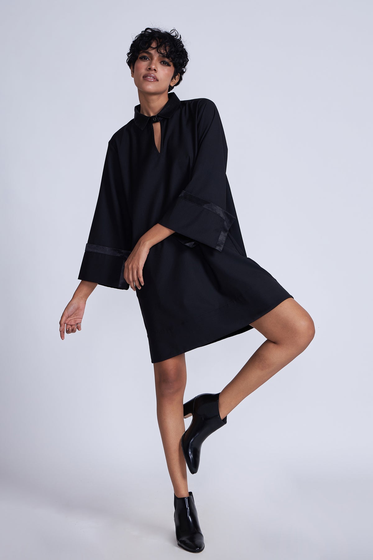 Kuro Shift Dress