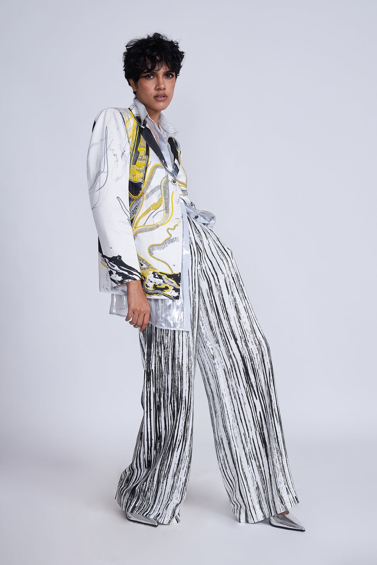 Yuki Embroidered Blazer
