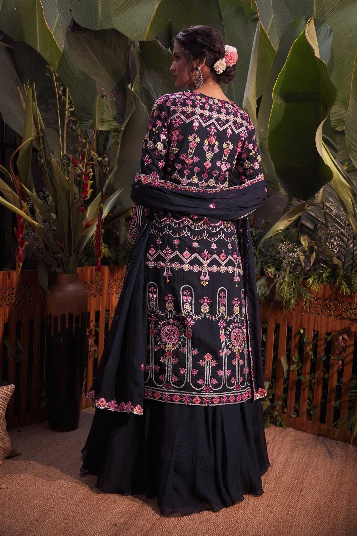 Navy multicolor skirt set