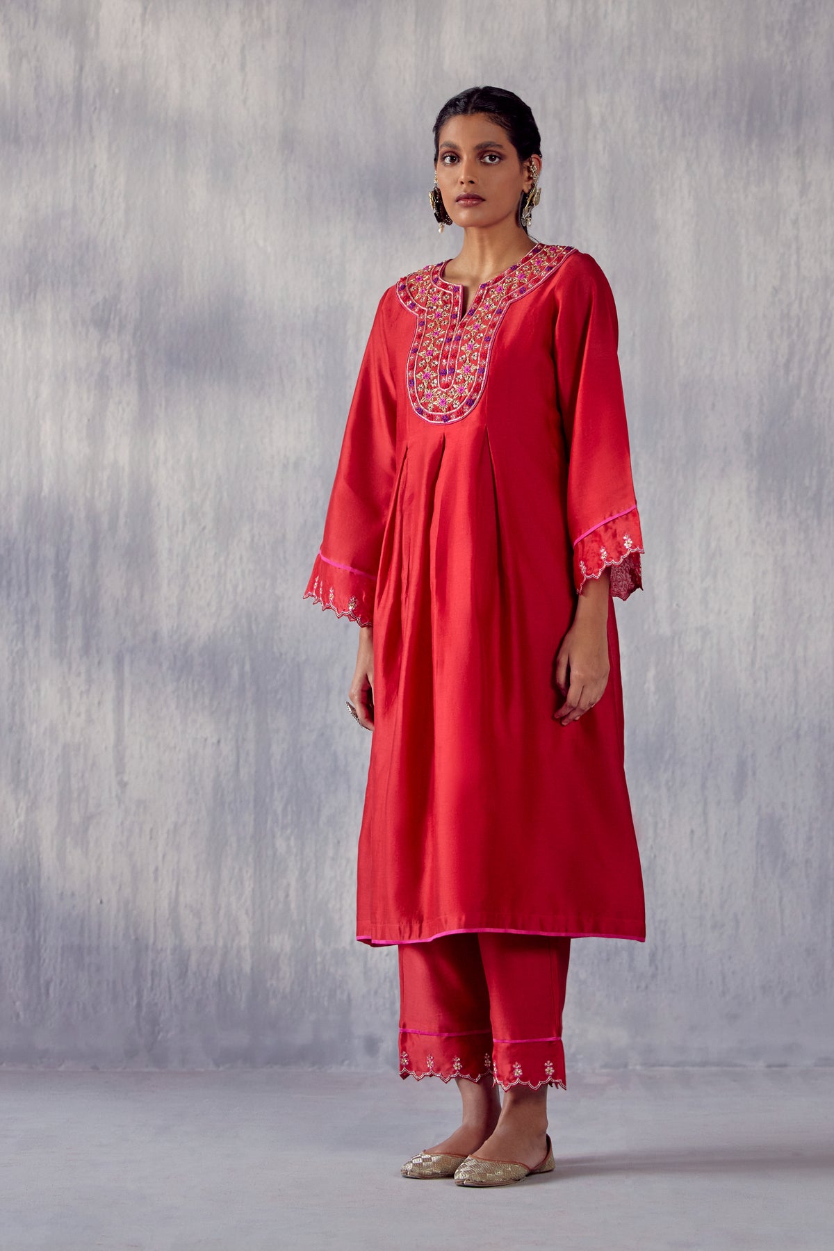 Gulnaaz Red Kurta Set