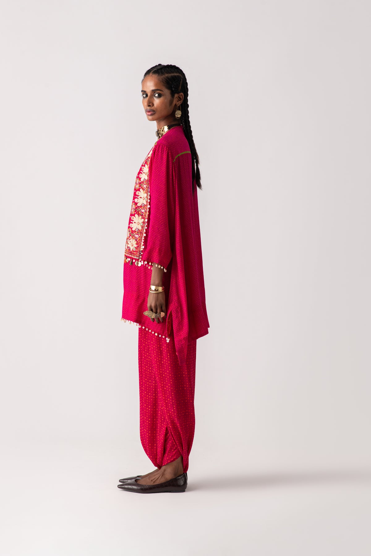 Mitra short kurta with sadhavi drape trouser