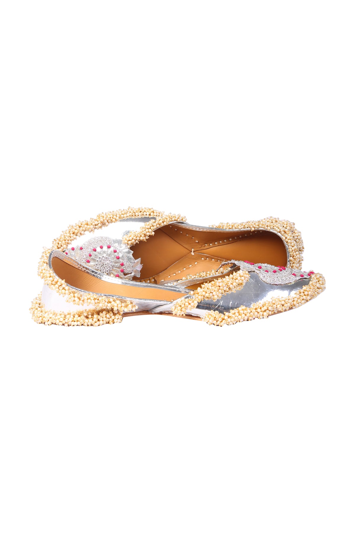 Silver crown jutti