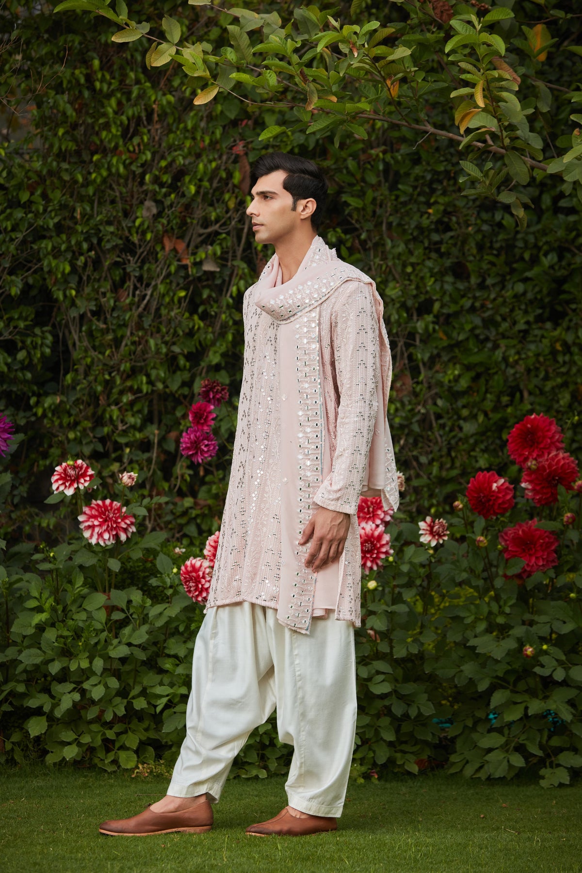 Sarva Chikankari Kurta Set