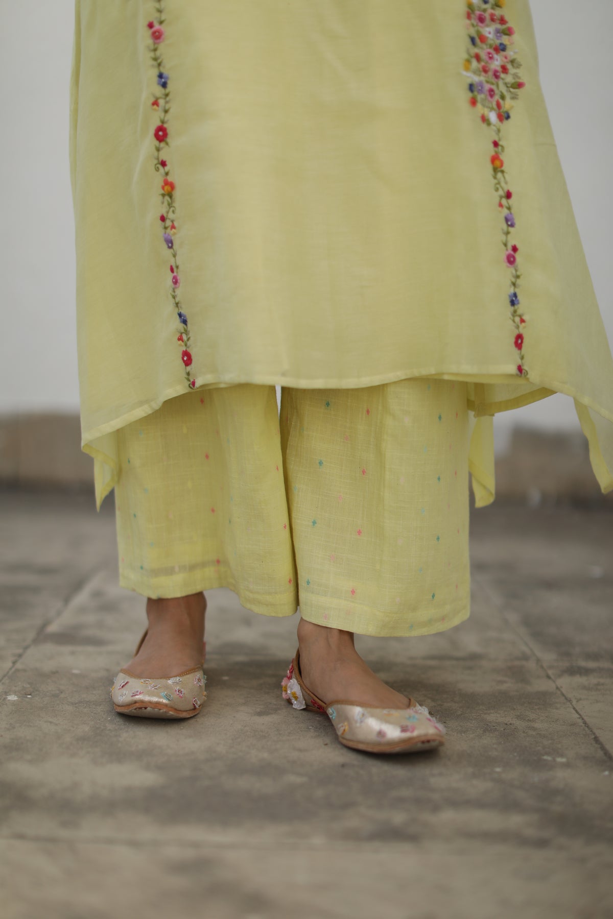 Shikara Yellow Kurta Set