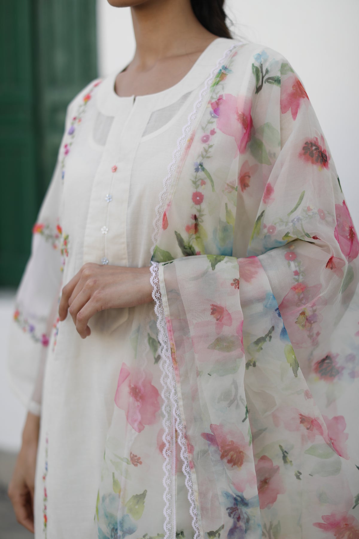 Shikaara Ivory Kurta Set