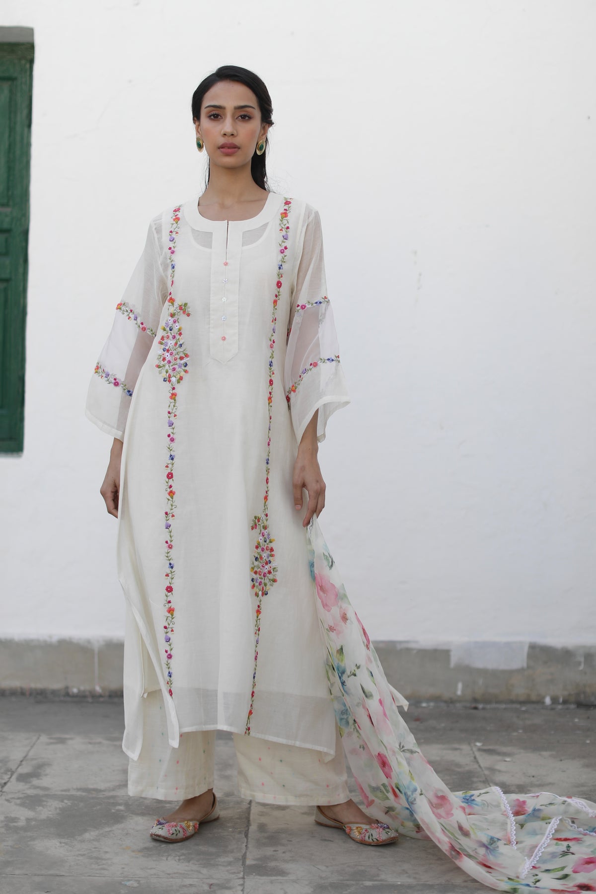 Shikaara Ivory Kurta Set