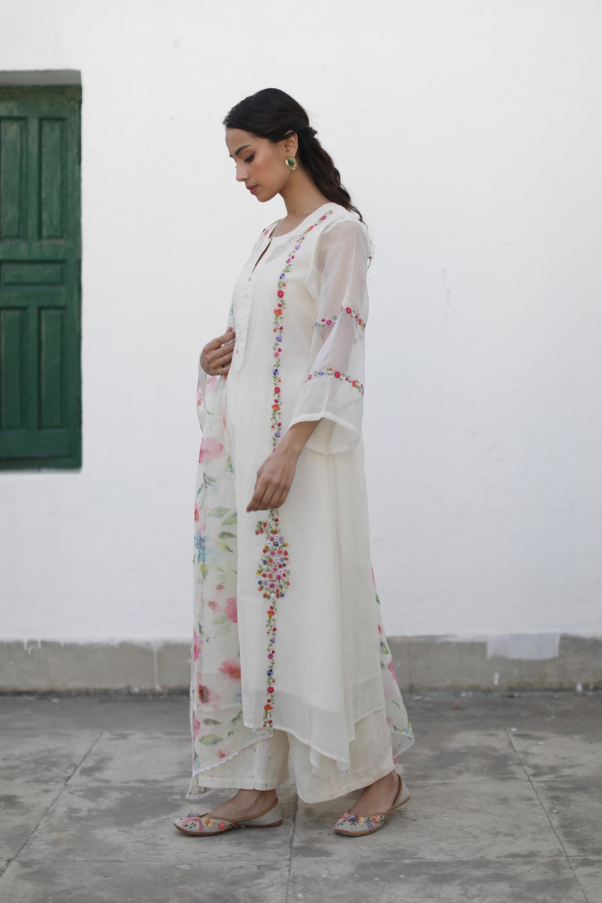 Shikaara Ivory Kurta Set