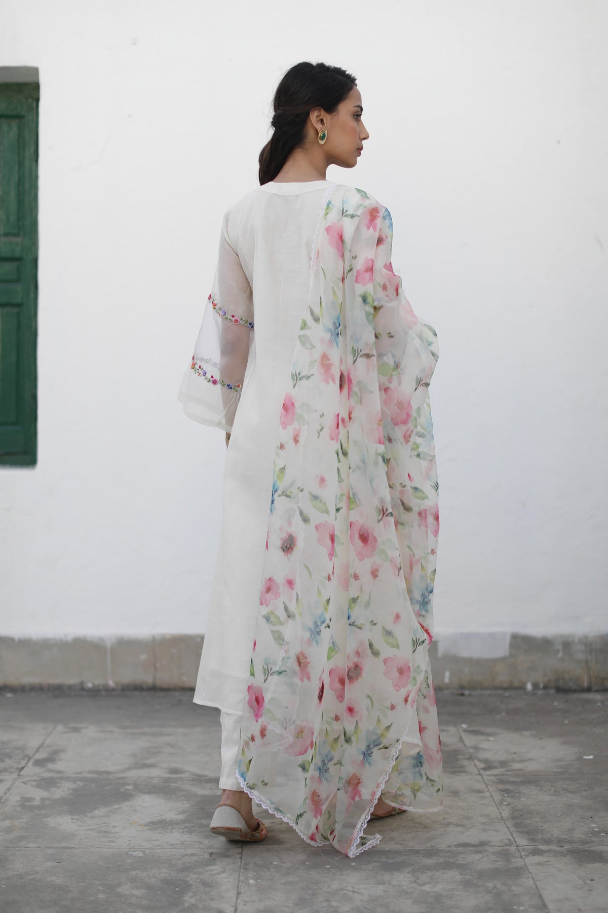 Shikaara Ivory Kurta Set