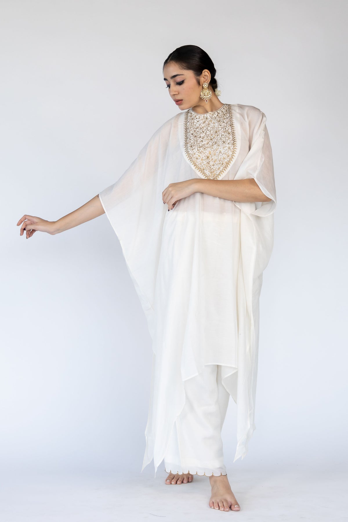 Ivory Lailaa Kaftan Set