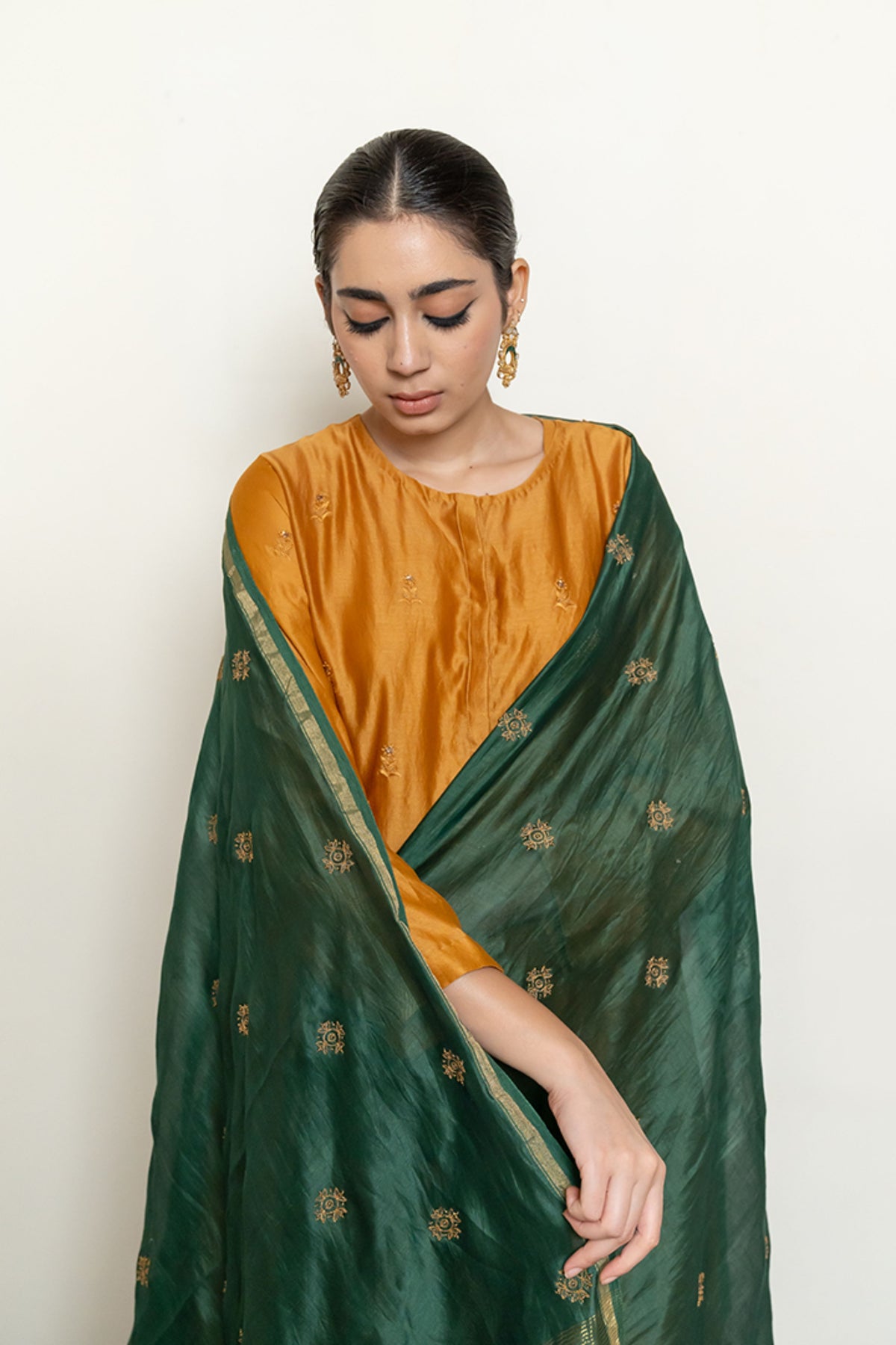 Emerald Green Hoor Odhani
