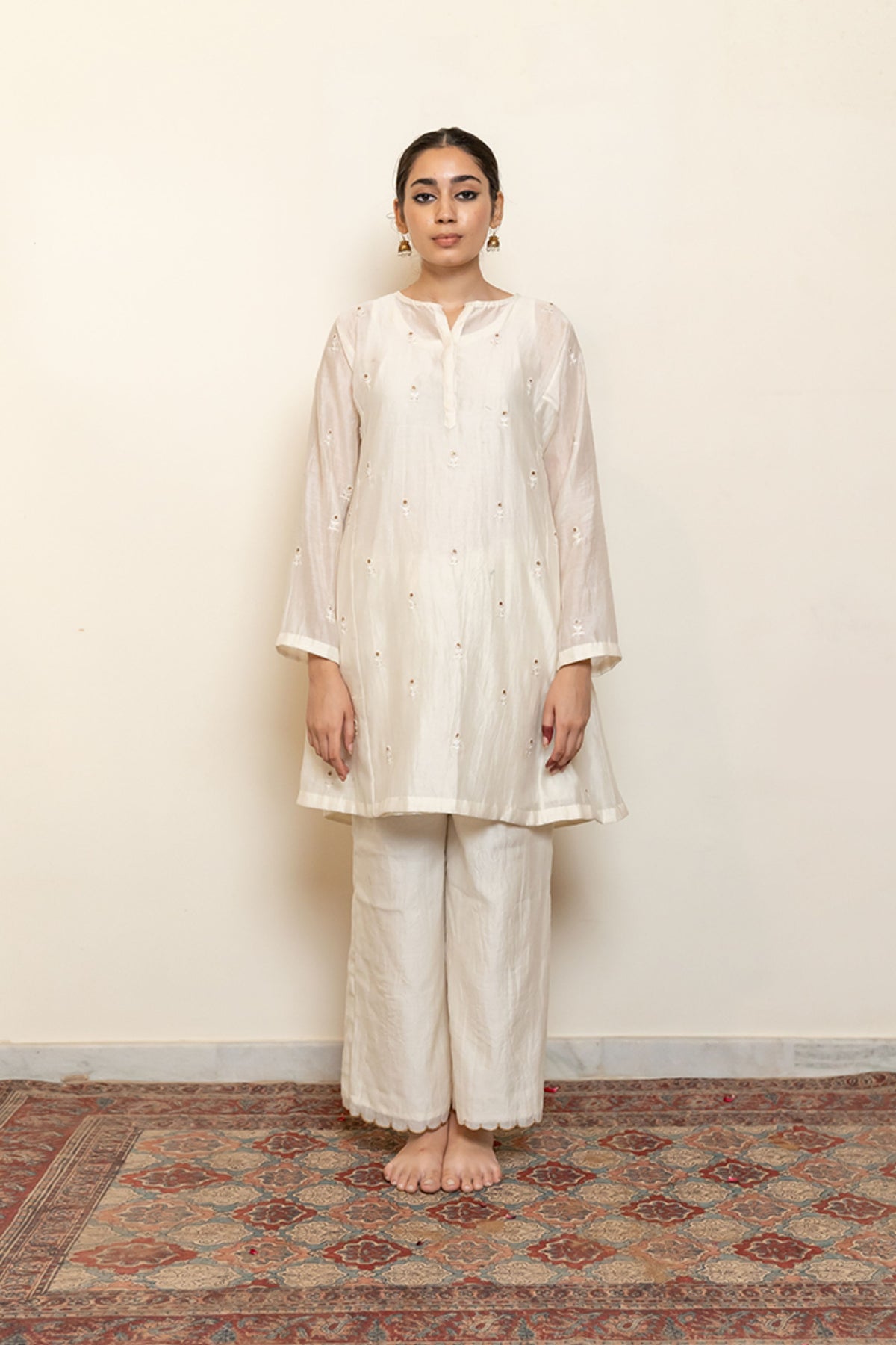 Ivory Roohi Kalidaar Kurta