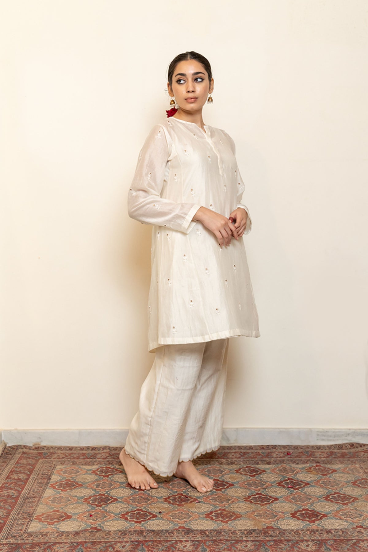 Ivory Roohi Kalidaar Kurta