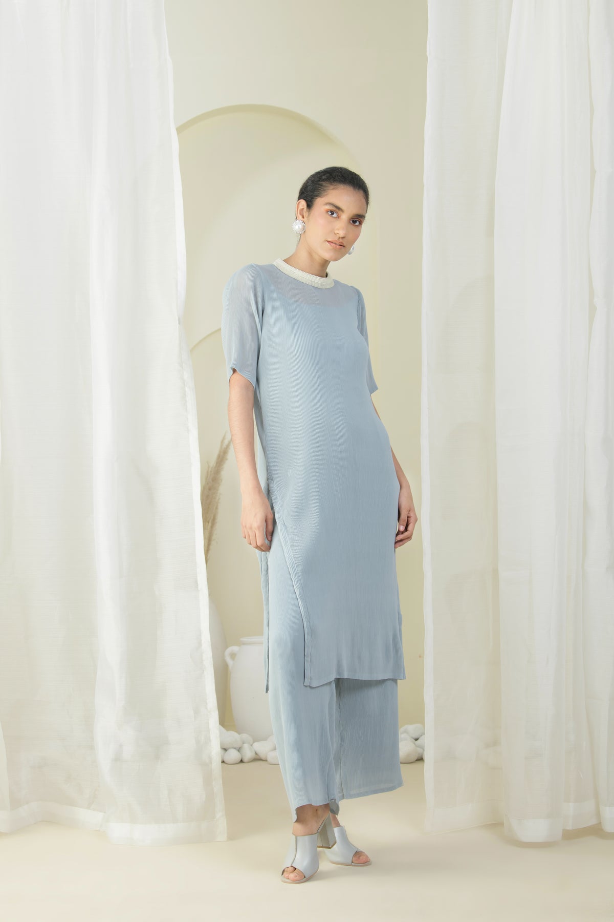 Dove Gray Kurta With Dupatta