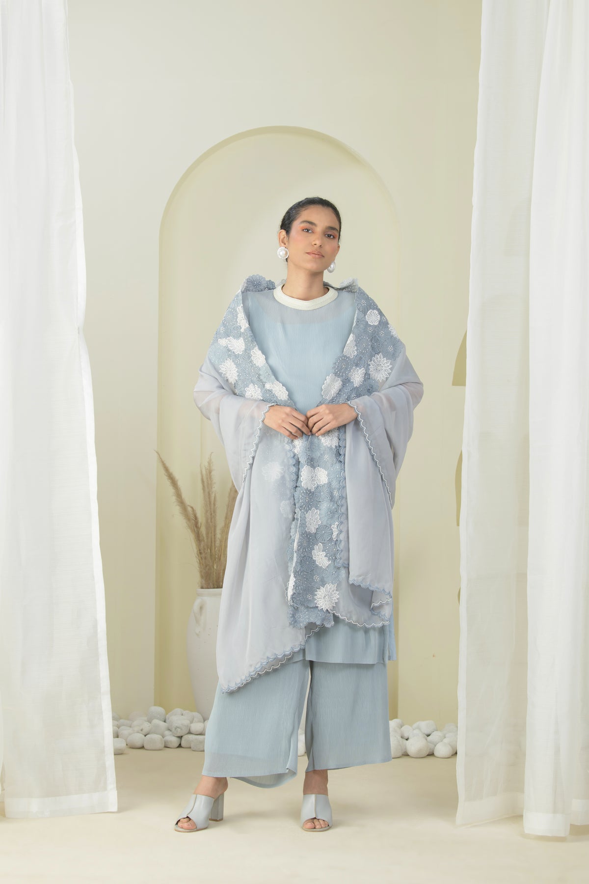 Dove Gray Kurta With Dupatta