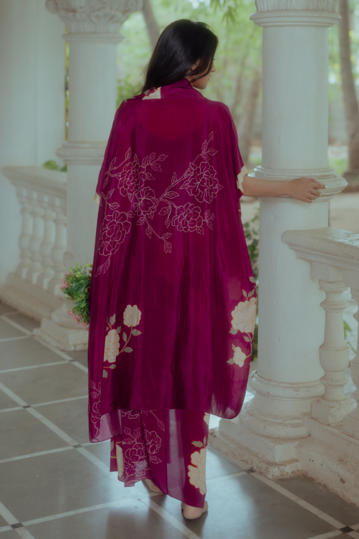 Voilet cape set