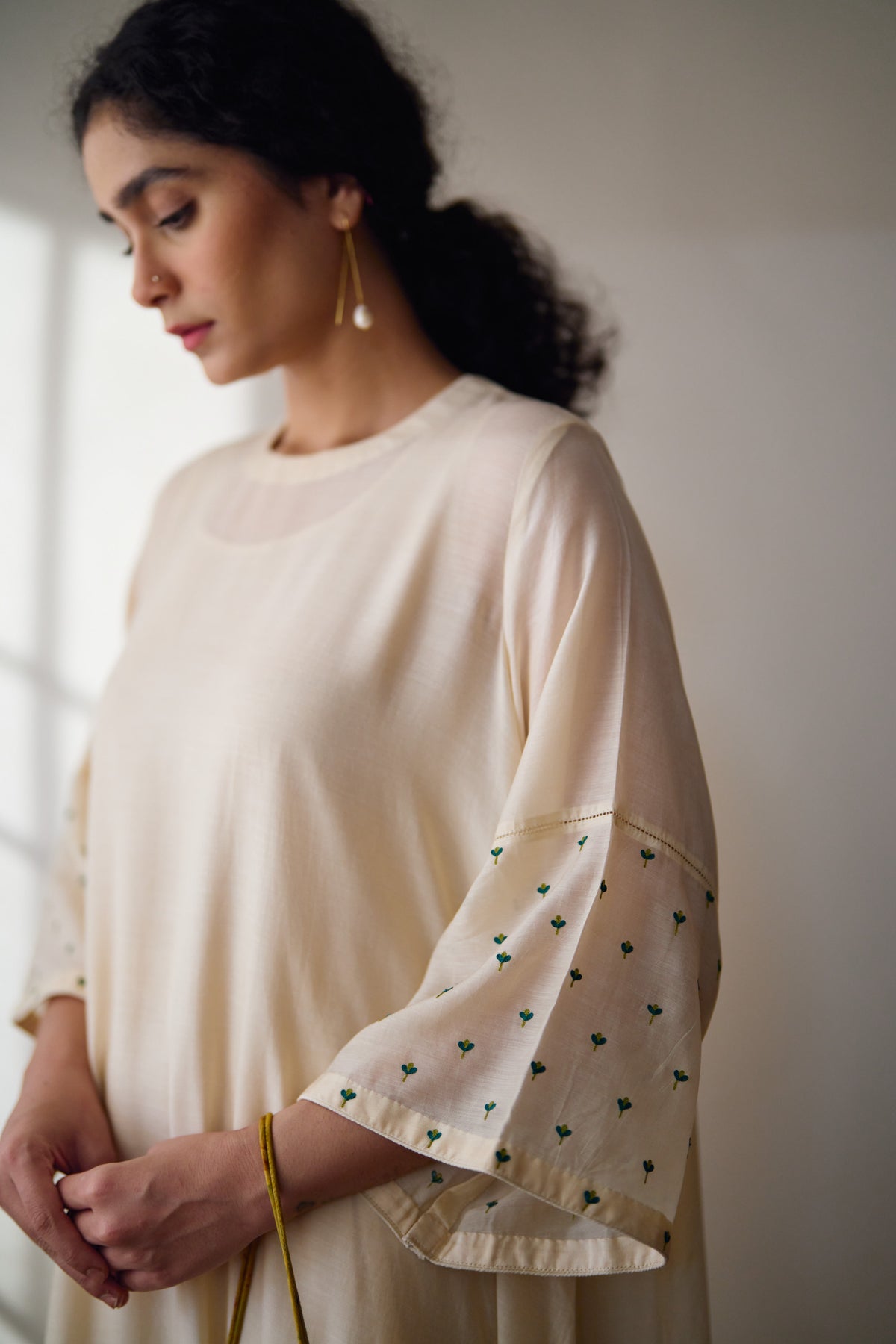 Fleaur Ivory Kurta Set