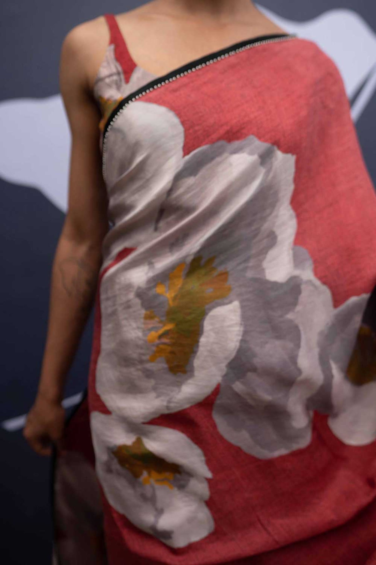 Red poppies saree
