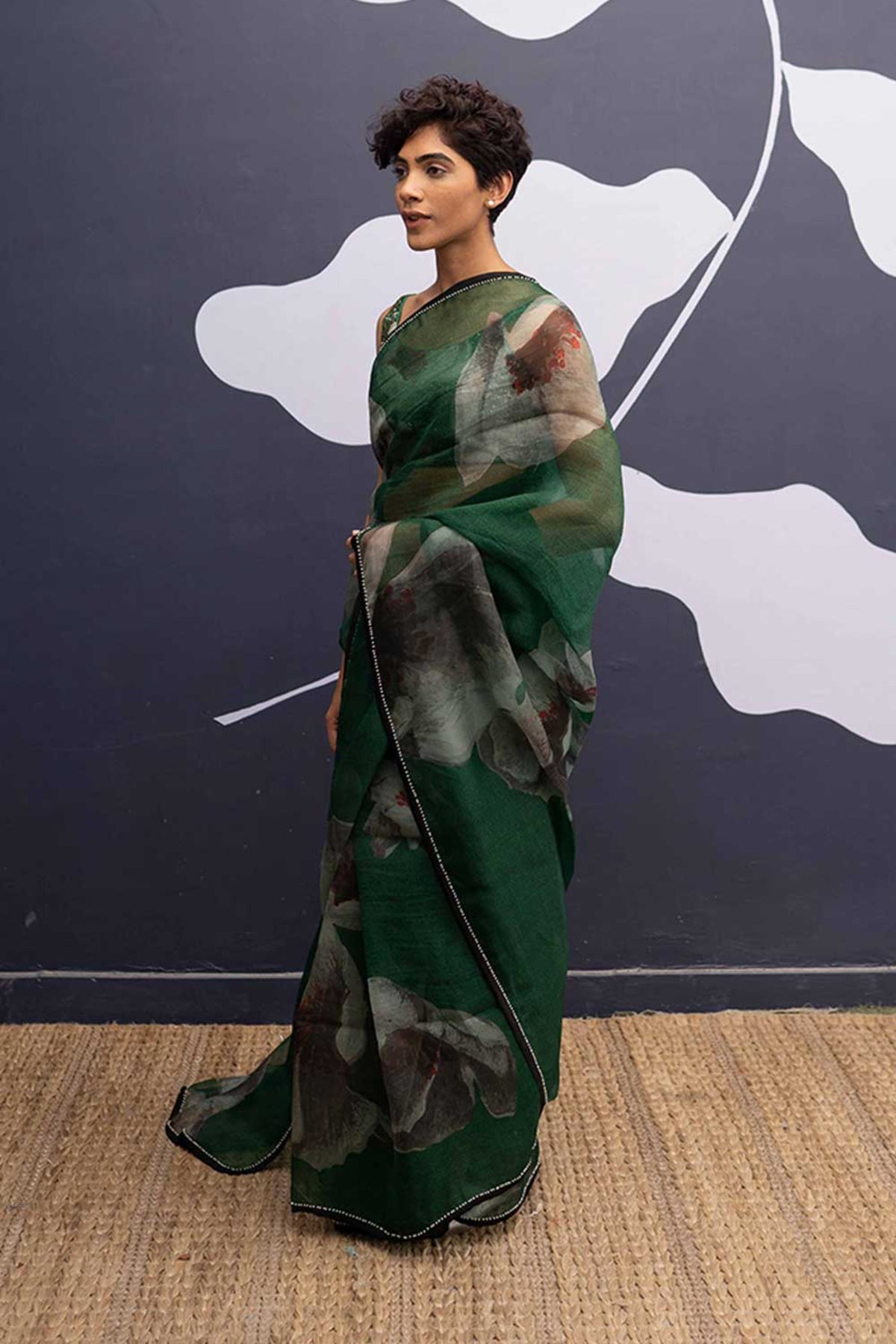 White poppies saree