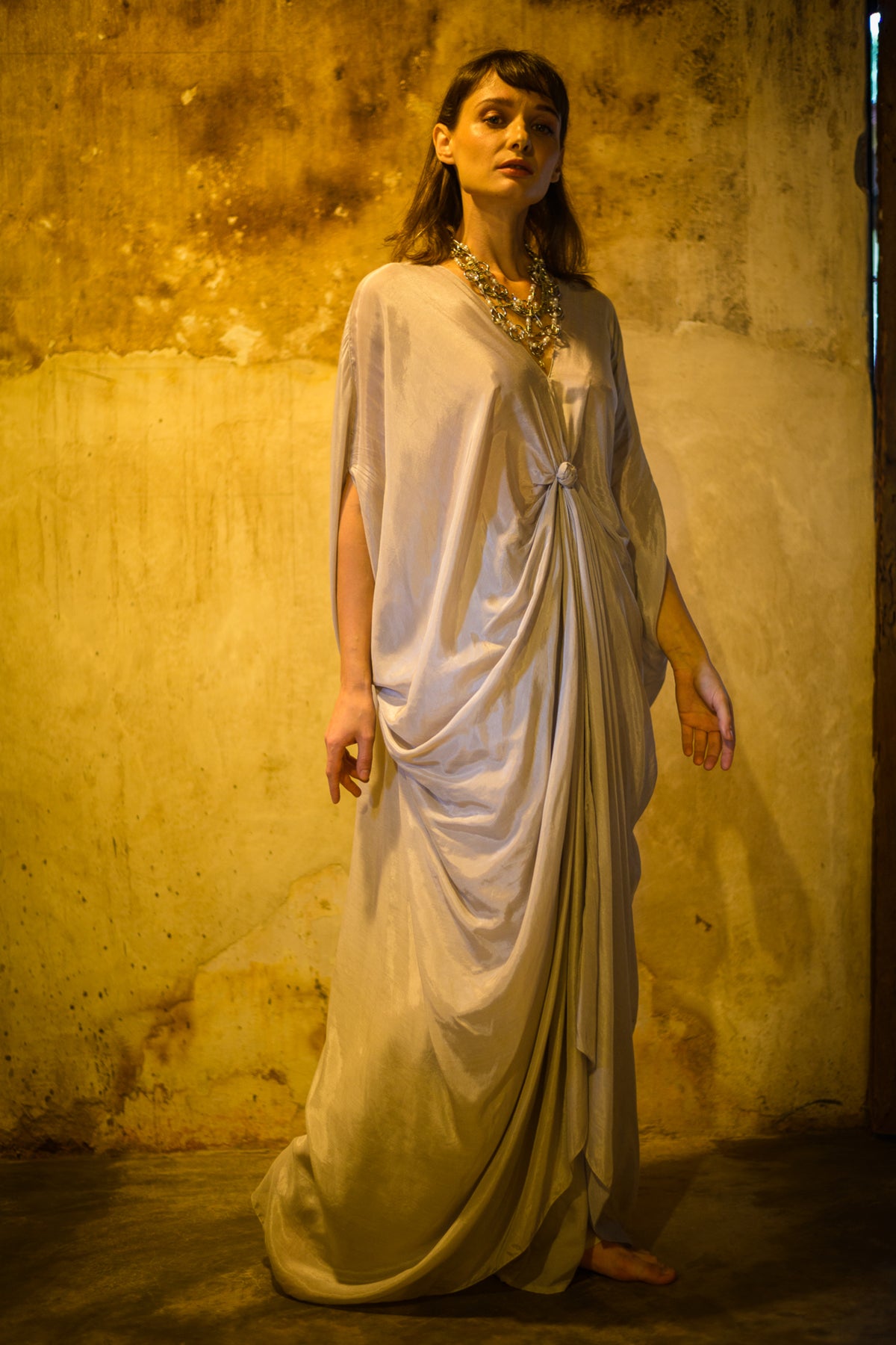 Front knot v neck tunic