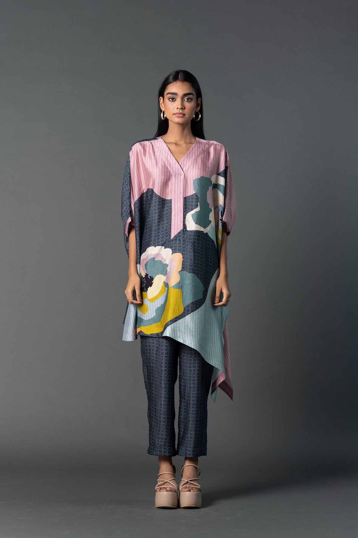 Dark Grey Light Pink Kaftan Set