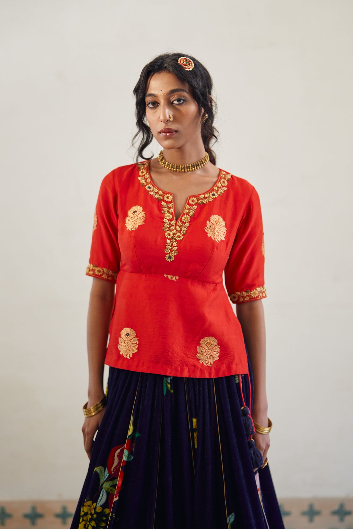 Laal Syahi Makhmal Lehenga Set
