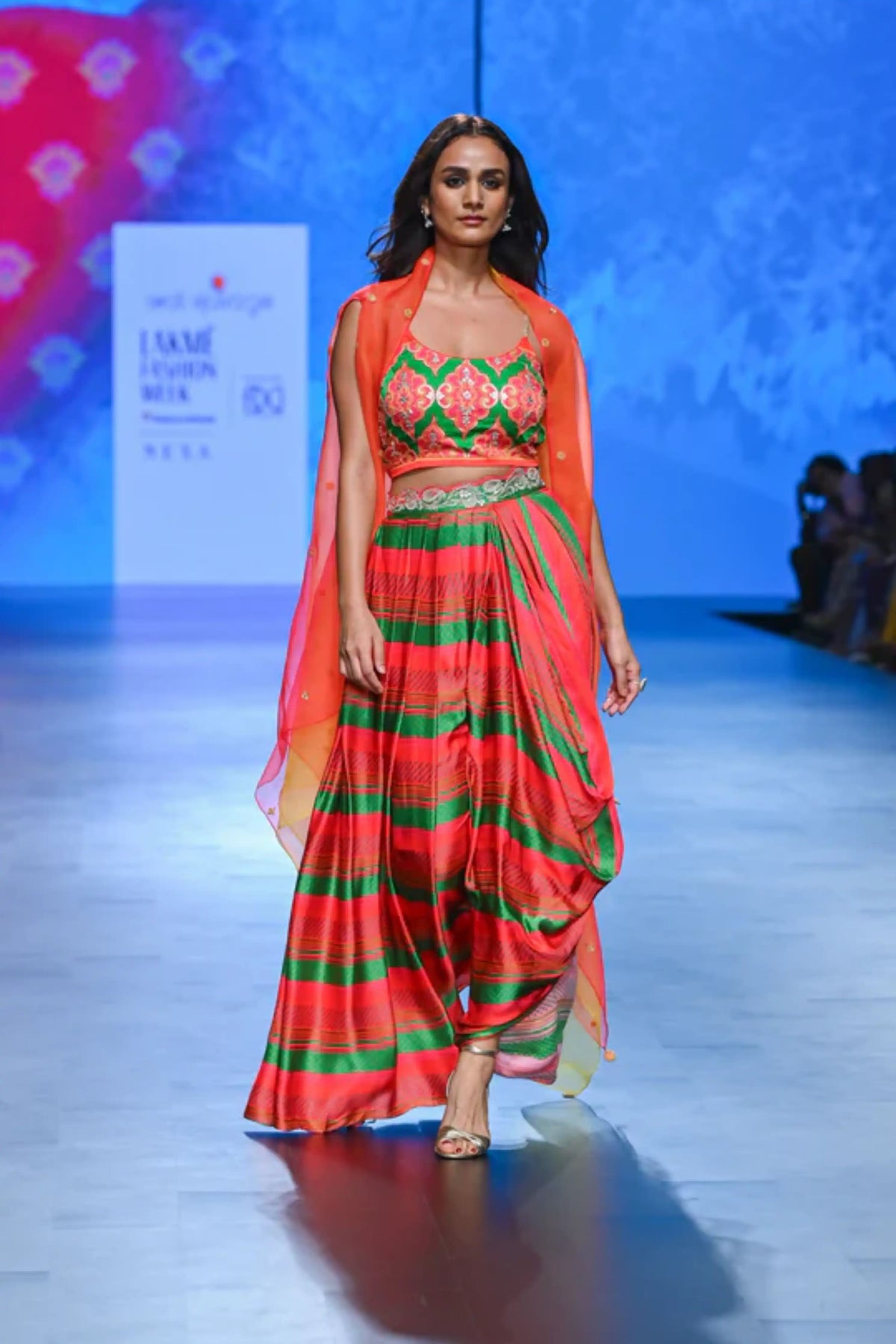 Gulal Siya Organza Cape Set