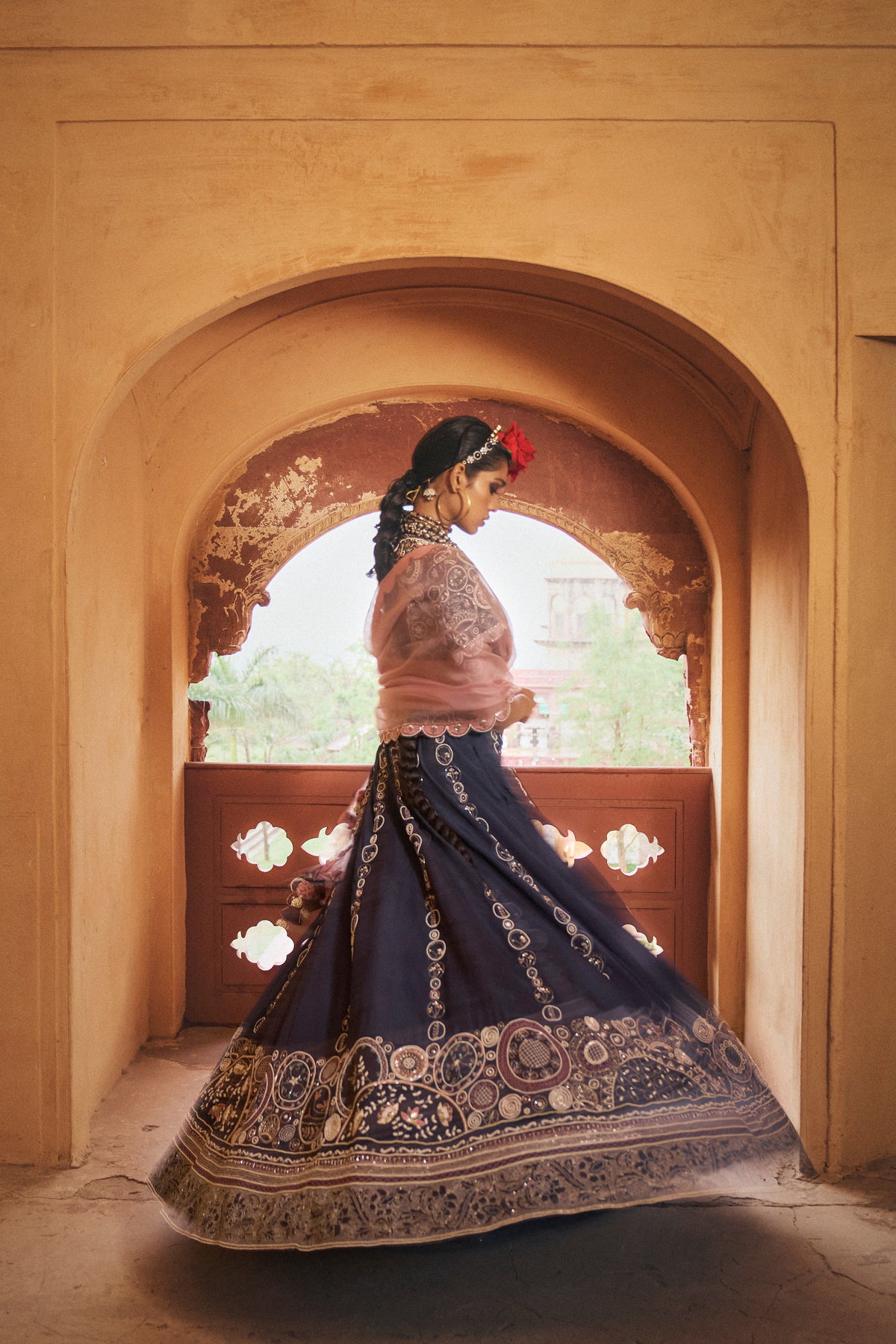 Aishani Vrit Lehenga Set
