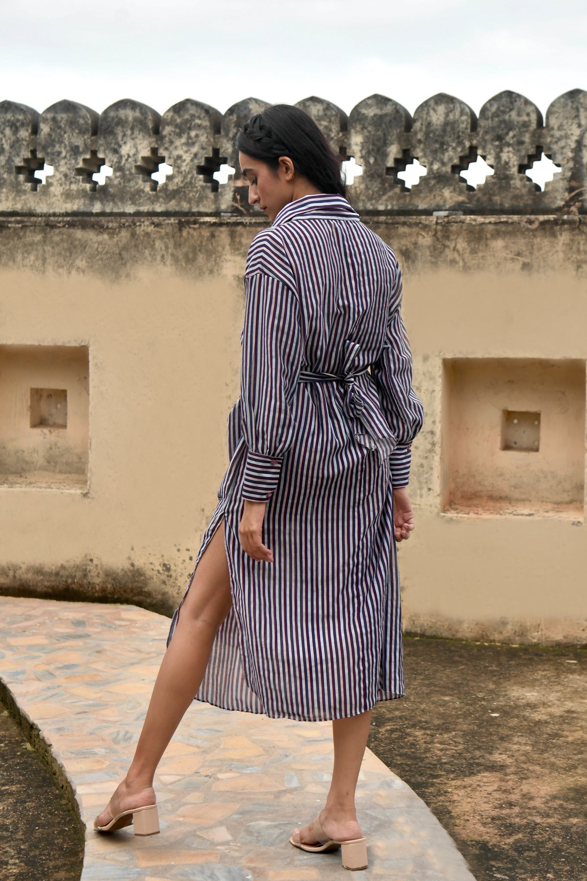 Tie-up Collare Dress