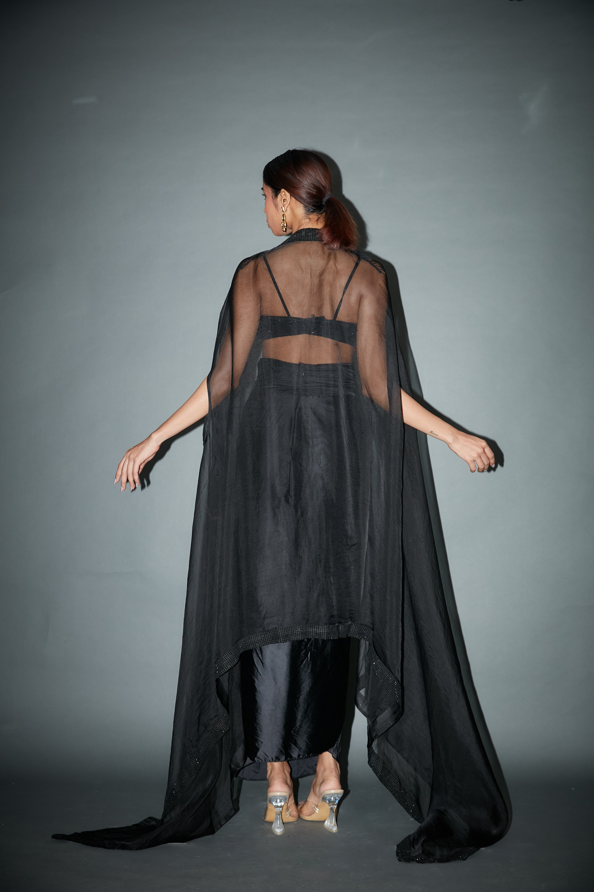 Anastasia Cape Set