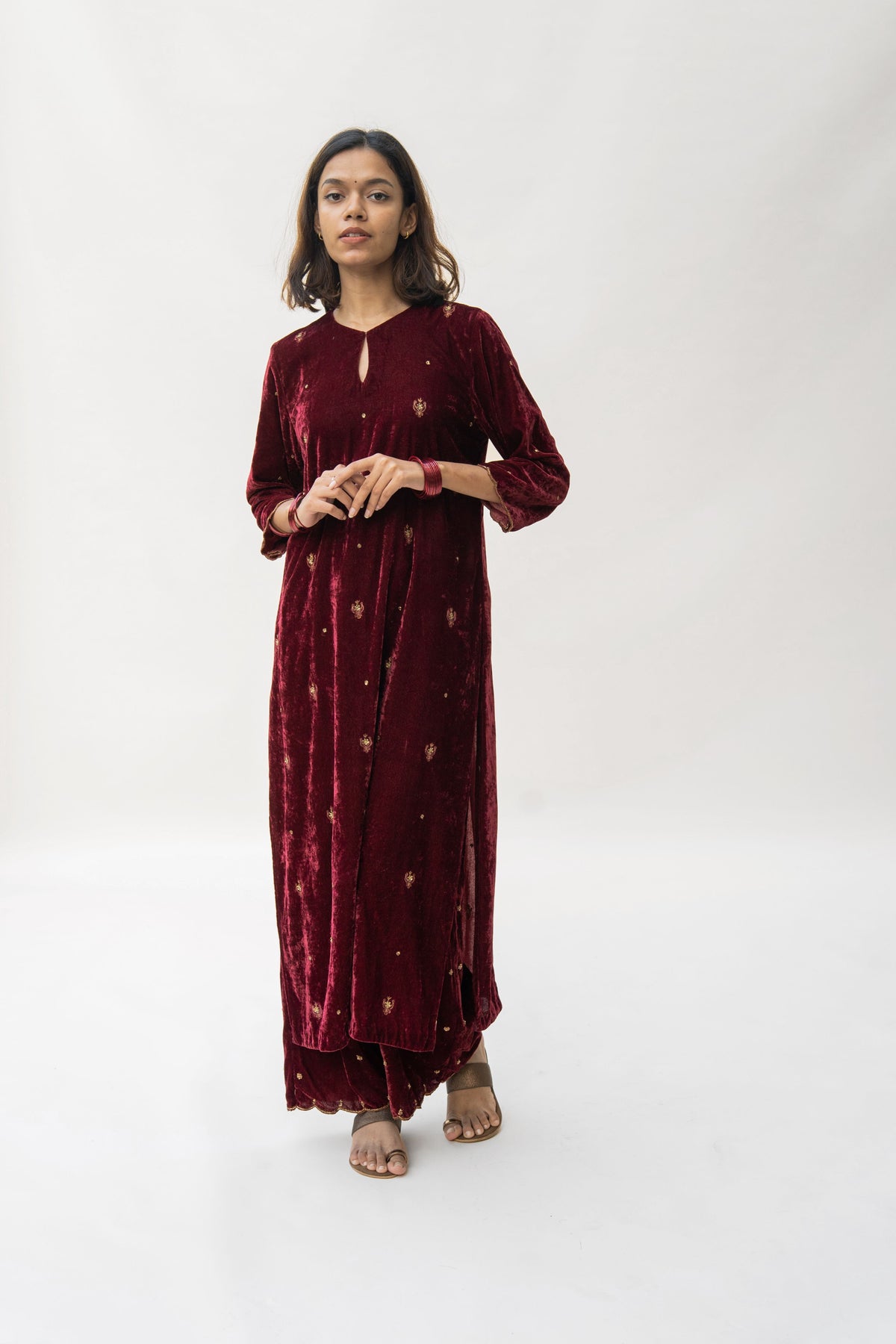 Maroon noorah velvet kurta set