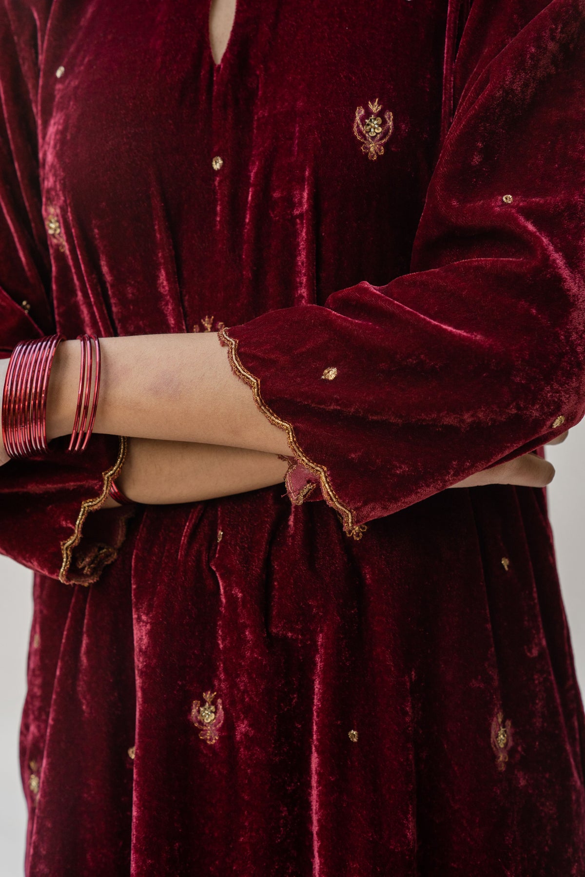 Maroon noorah velvet kurta set