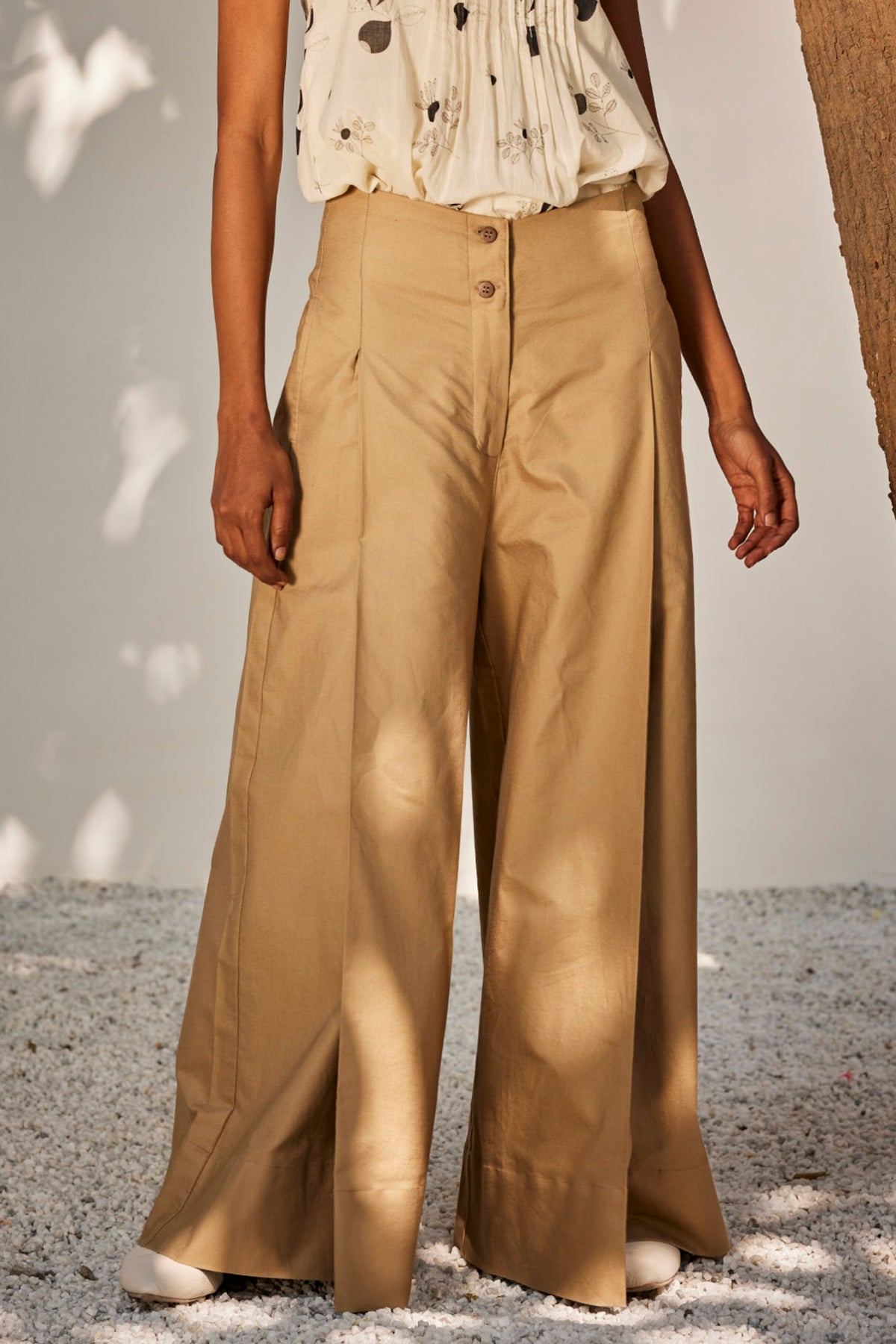 Antique hope trousers