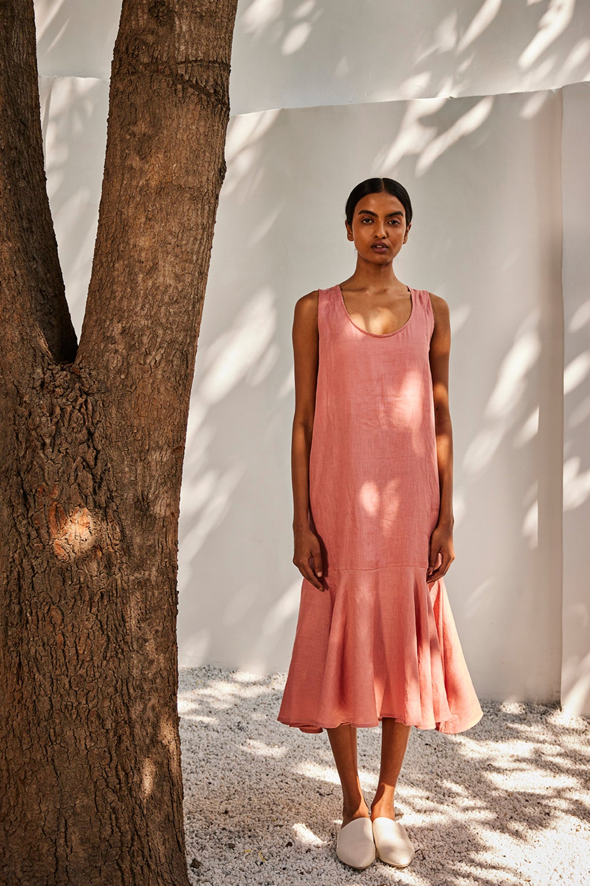 Soft gaze midi dress