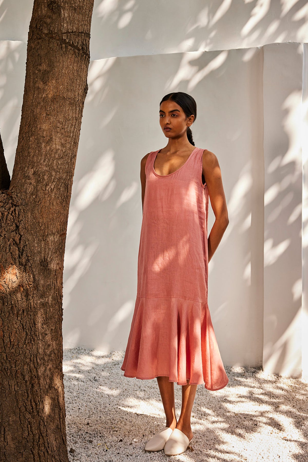 Soft gaze midi dress
