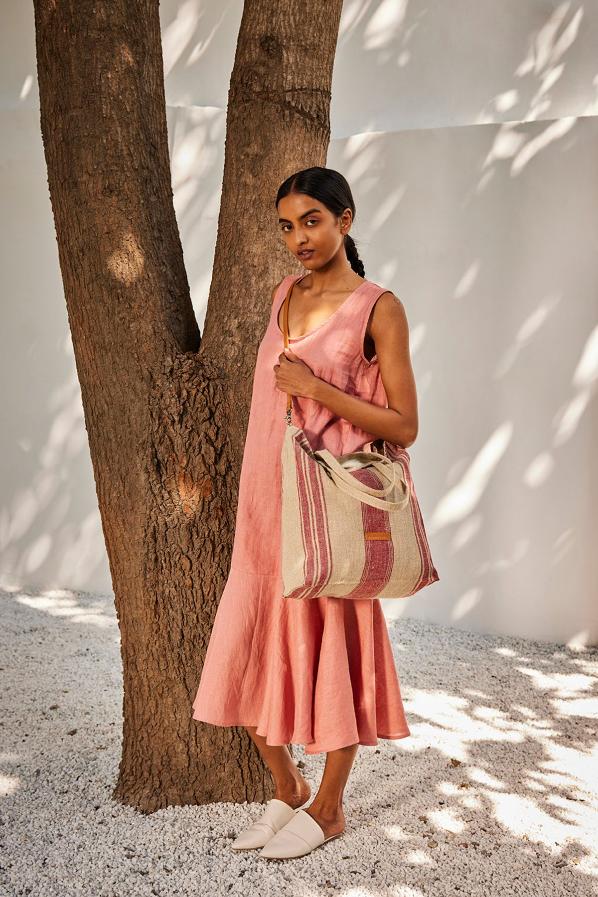 Soft gaze midi dress