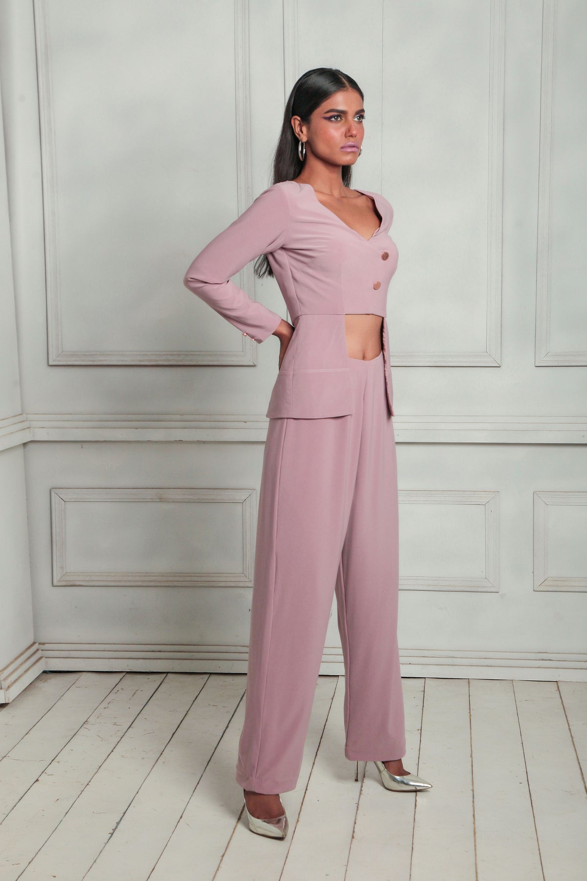 Side flap crop top with high waisted trousers
