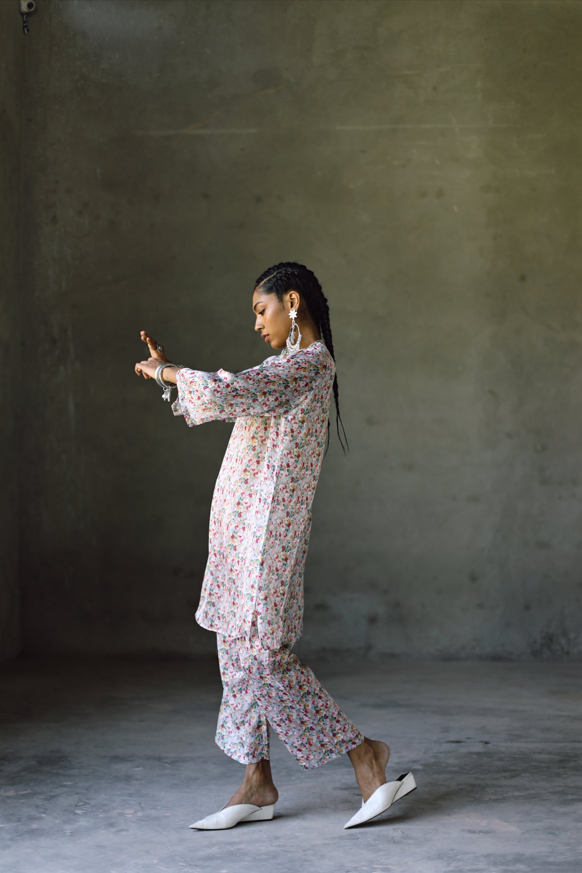 Milano V Emb Kurta  &amp; Pant Co-Ord Set