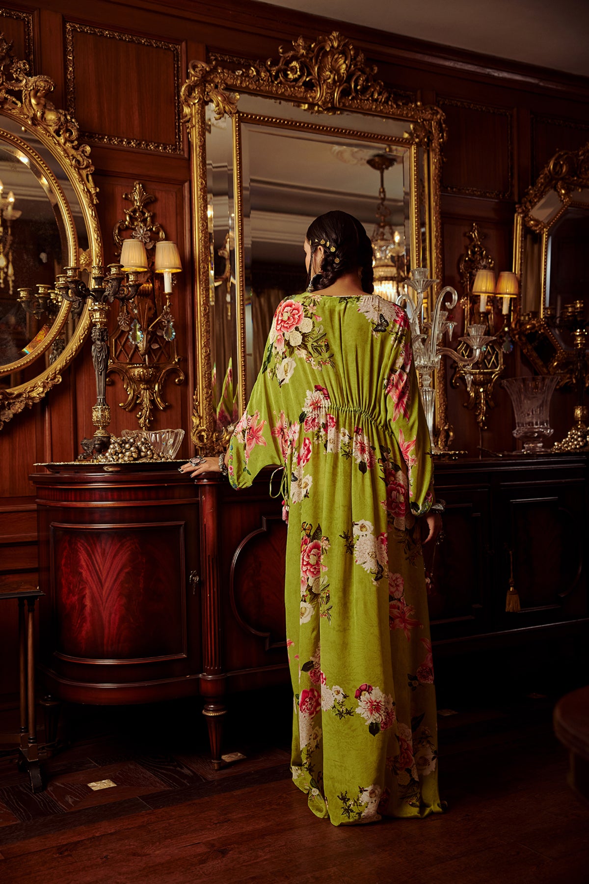 Nazrin kaftan