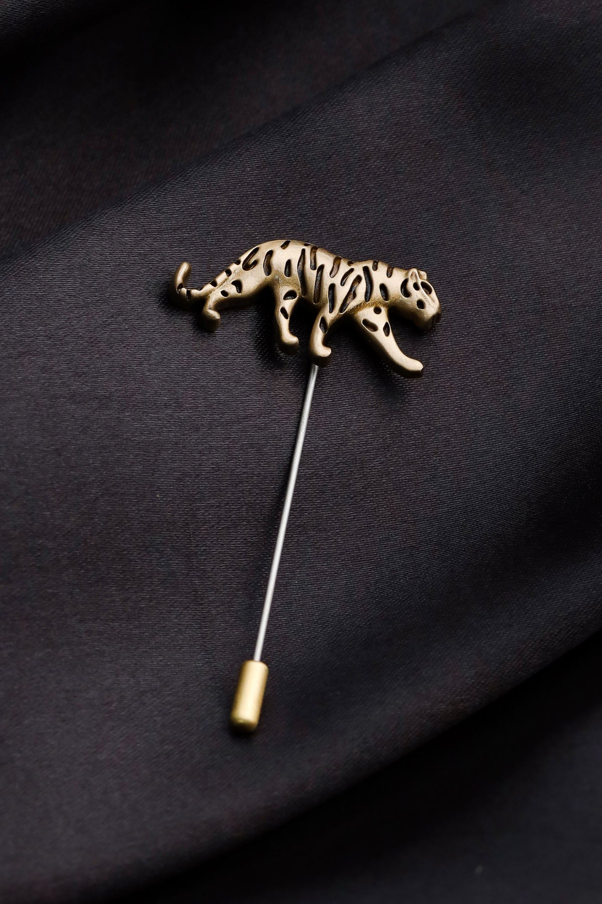 Calm Chetaah Lapel Pin