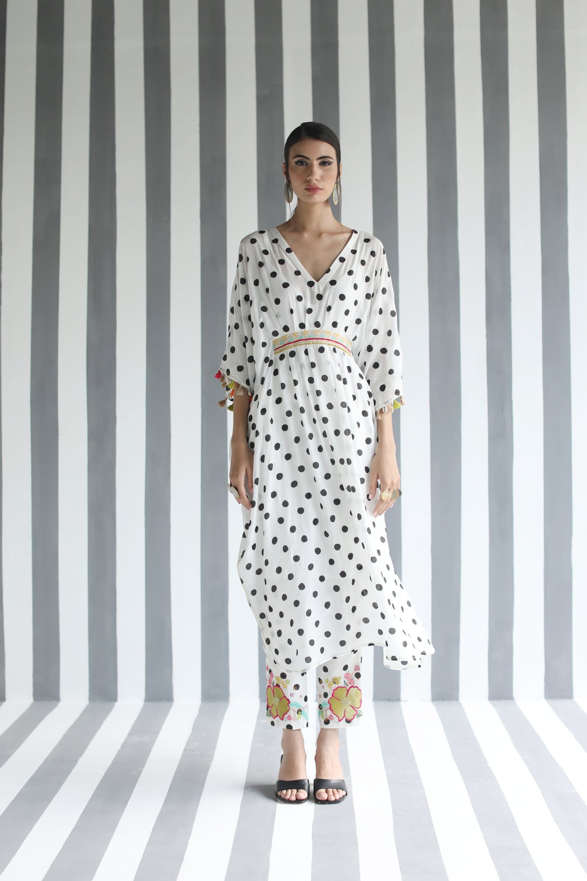 Back Bow Tie Kaftan Set