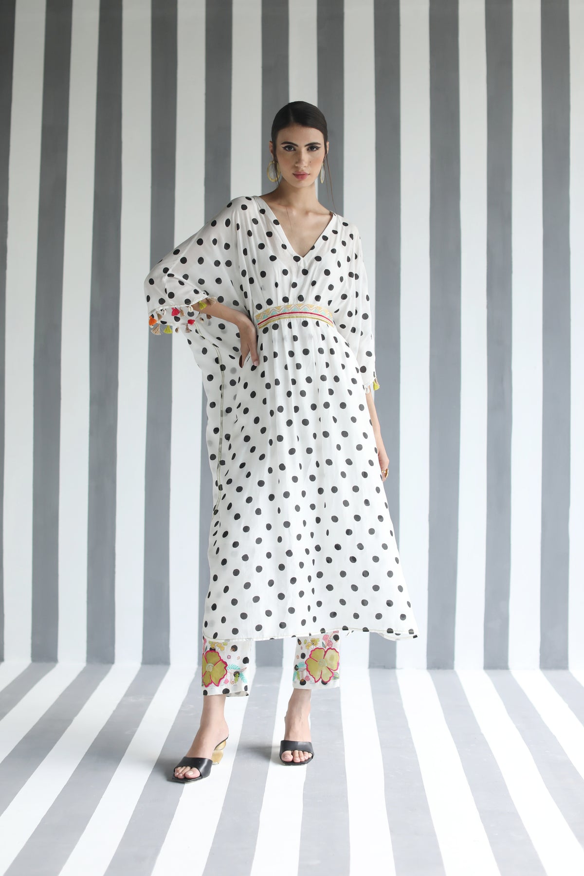 Back Bow Tie Kaftan Set