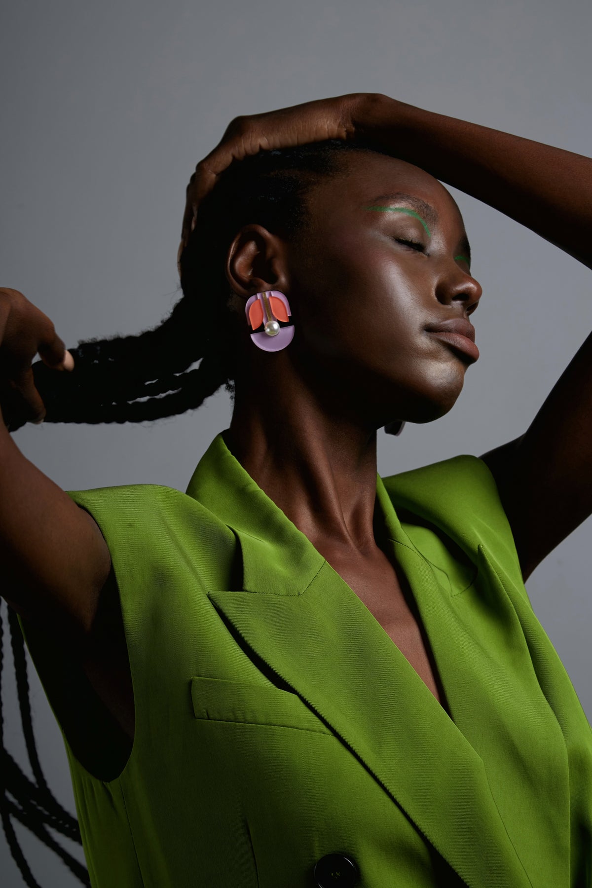 Lilac Perola Studs