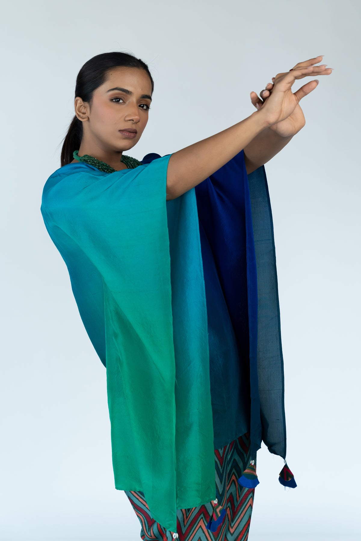 Green Blue Ombre Kaftan Top with Zigzag Pants (2pc)